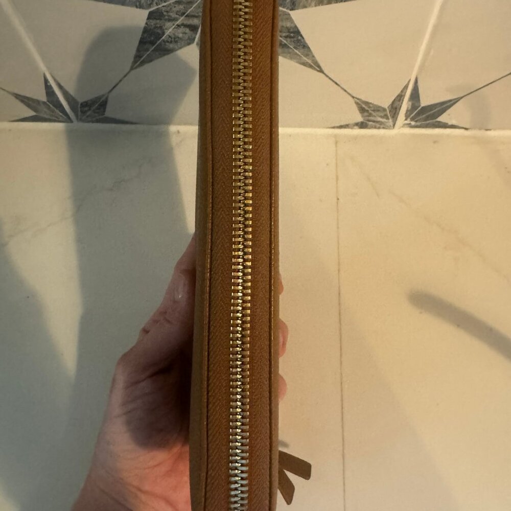 Quince Italian Pebbled Leather Continental Wallet (Camel) - Picture 7 of 8